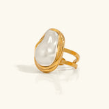 Charis goldener Perlenring